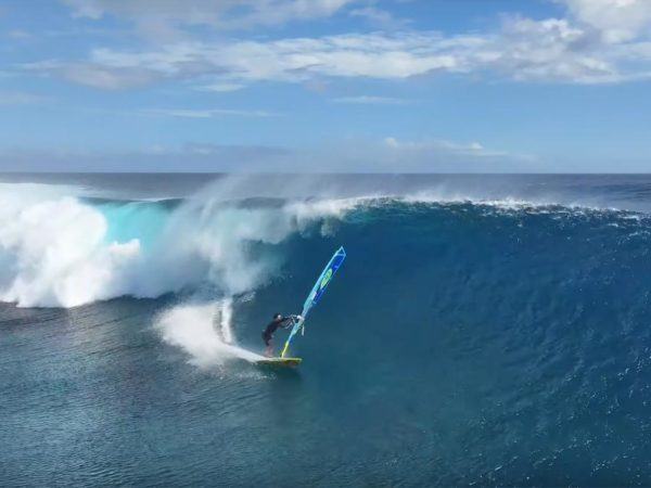 Antoine Albert’s best wave rides from Cloudbreak, Fiji