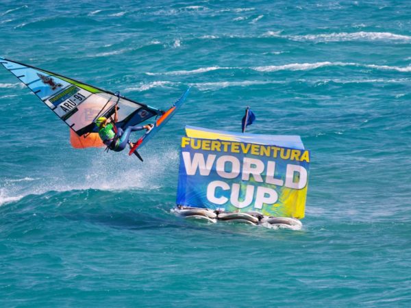 Our Starboard Slalom riders dominated the PWA Fuerte World Cup » Starboard Windsurfing